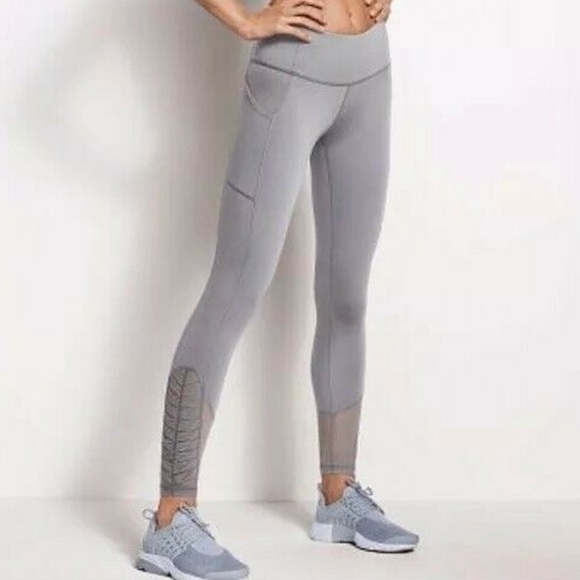 VSX Victorias Secret Sport Knockout Leggings Tight 7/8 length XL Mesh Panel Gray - Picture 1 of 6